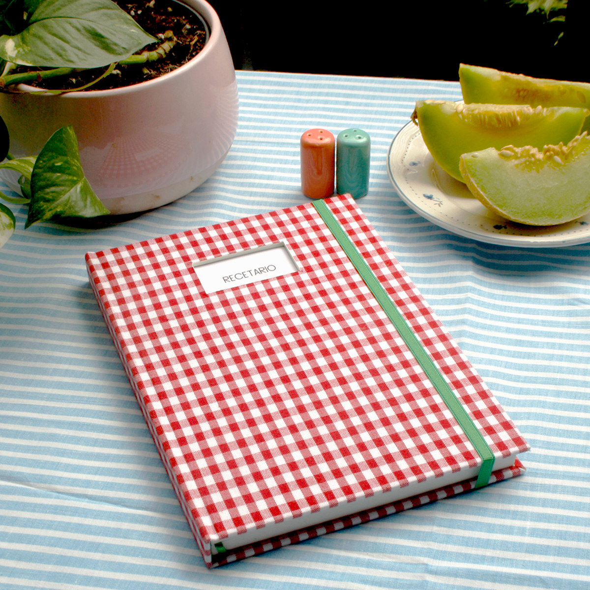 8f41ce_01e11a25a83f4be6a096637f4ad29858mv2