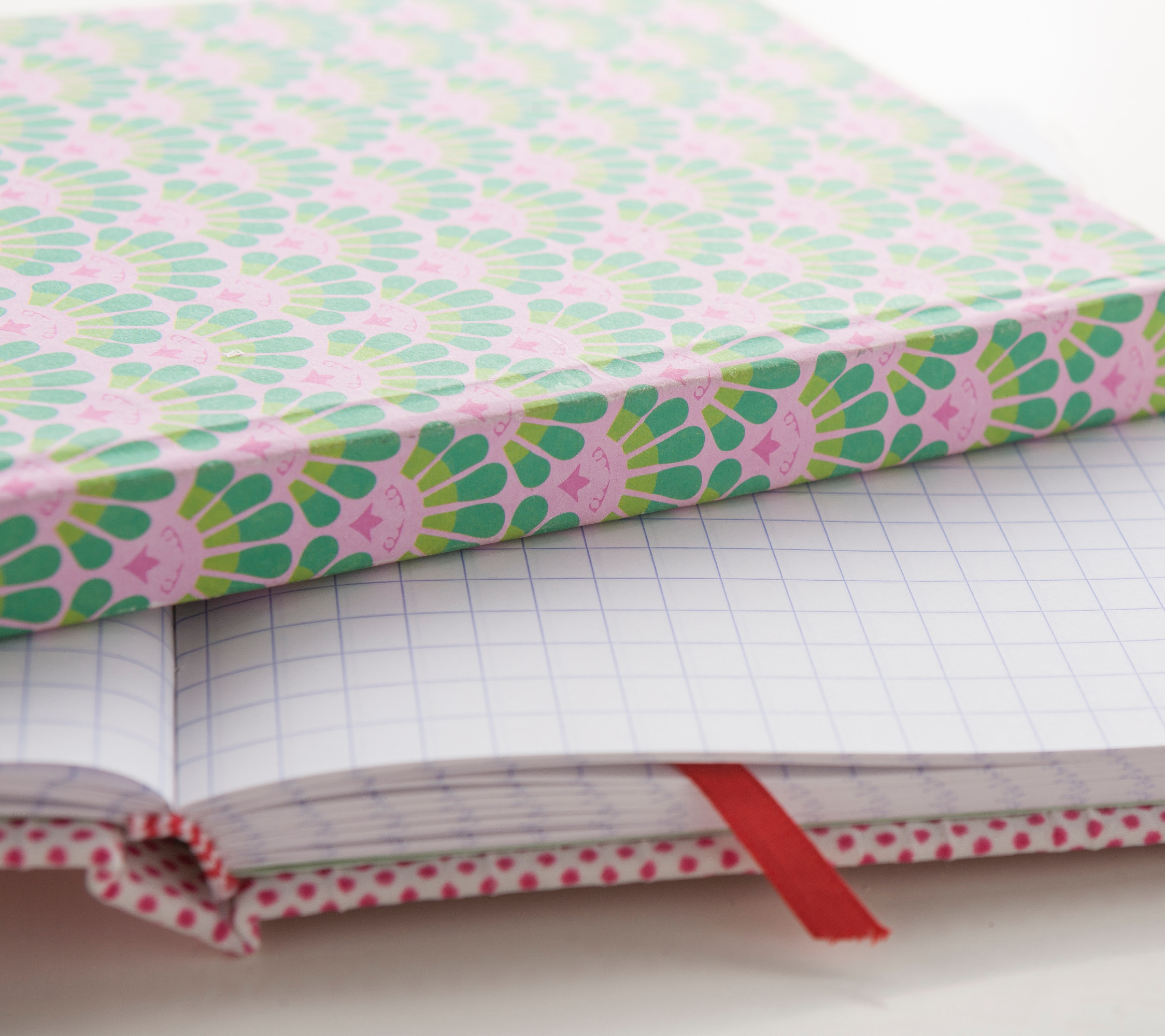 8f41ce_cf398acbf2834af8b580a509e856d6c4mv2