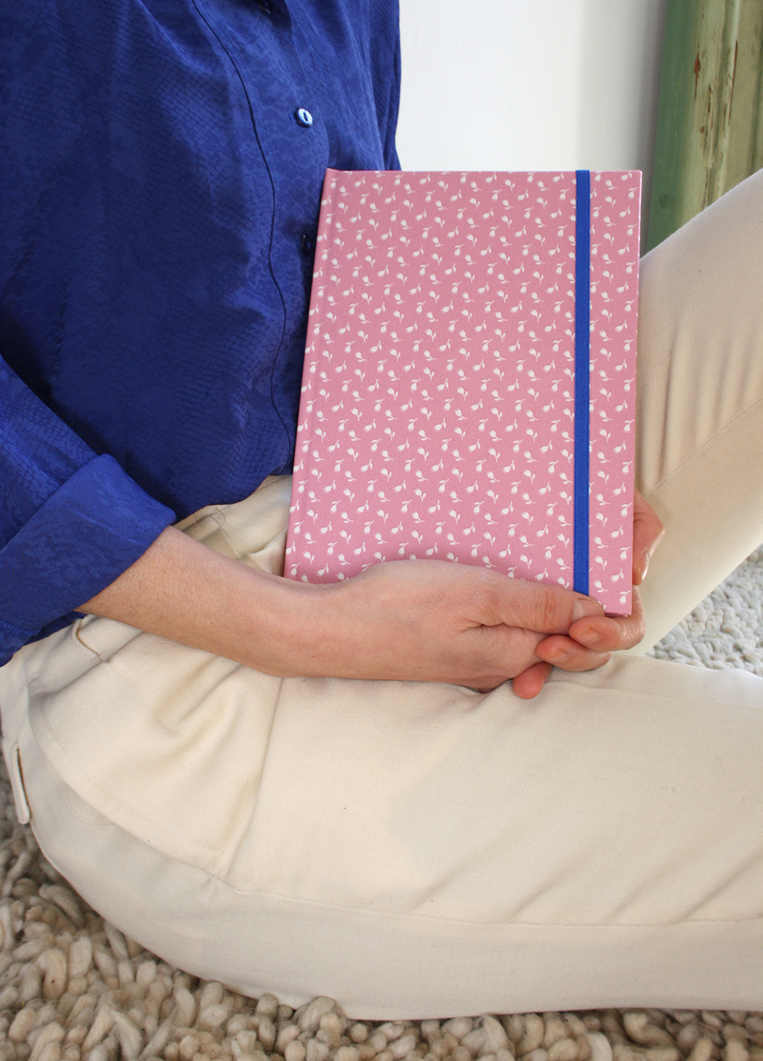 8f41ce_d04242ecb4a249a7898f1a3c90e70950mv2