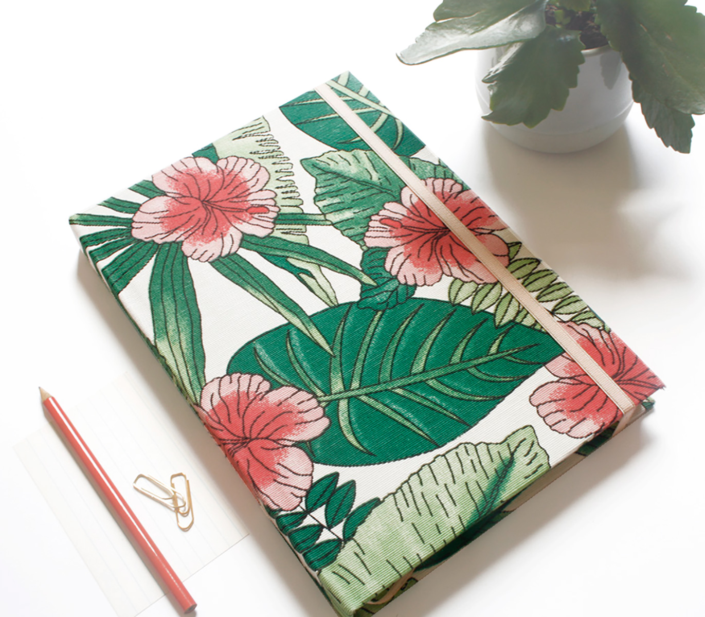 8f41ce_d6e1cdc159a949b68c031591f9685632mv2