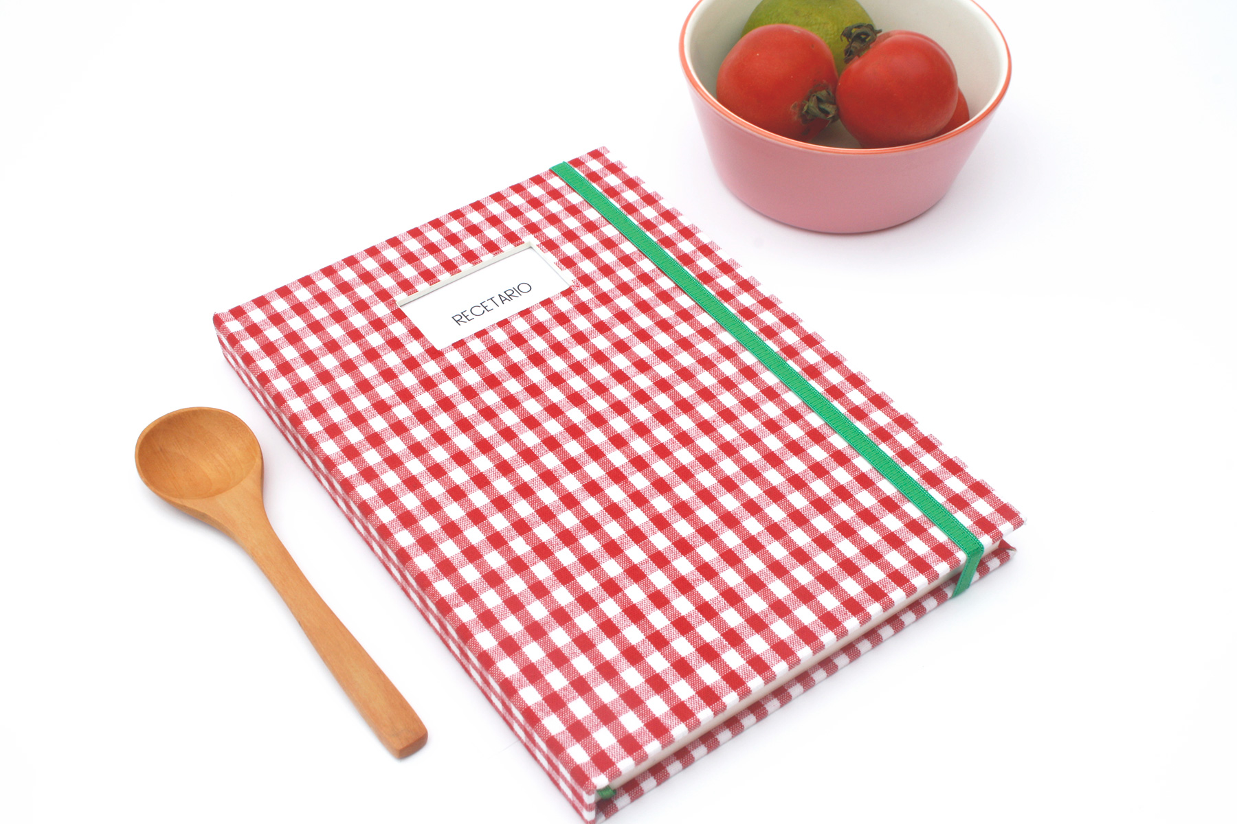 8f41ce_f725293aa49b44cb963a54273eca0436mv2