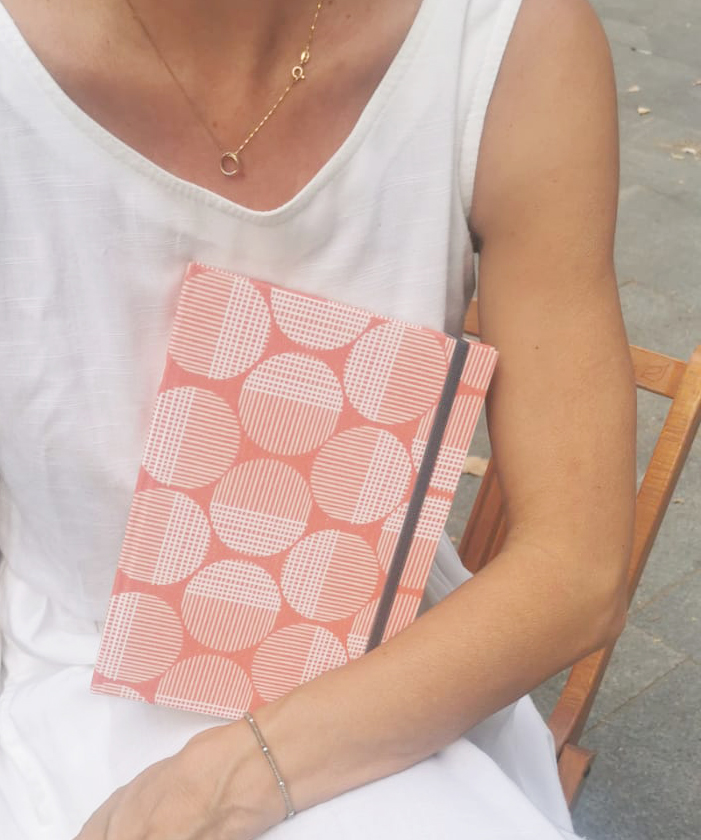 8f41ce_f81e305292374fabb8fdbd2bbc4ff409mv2